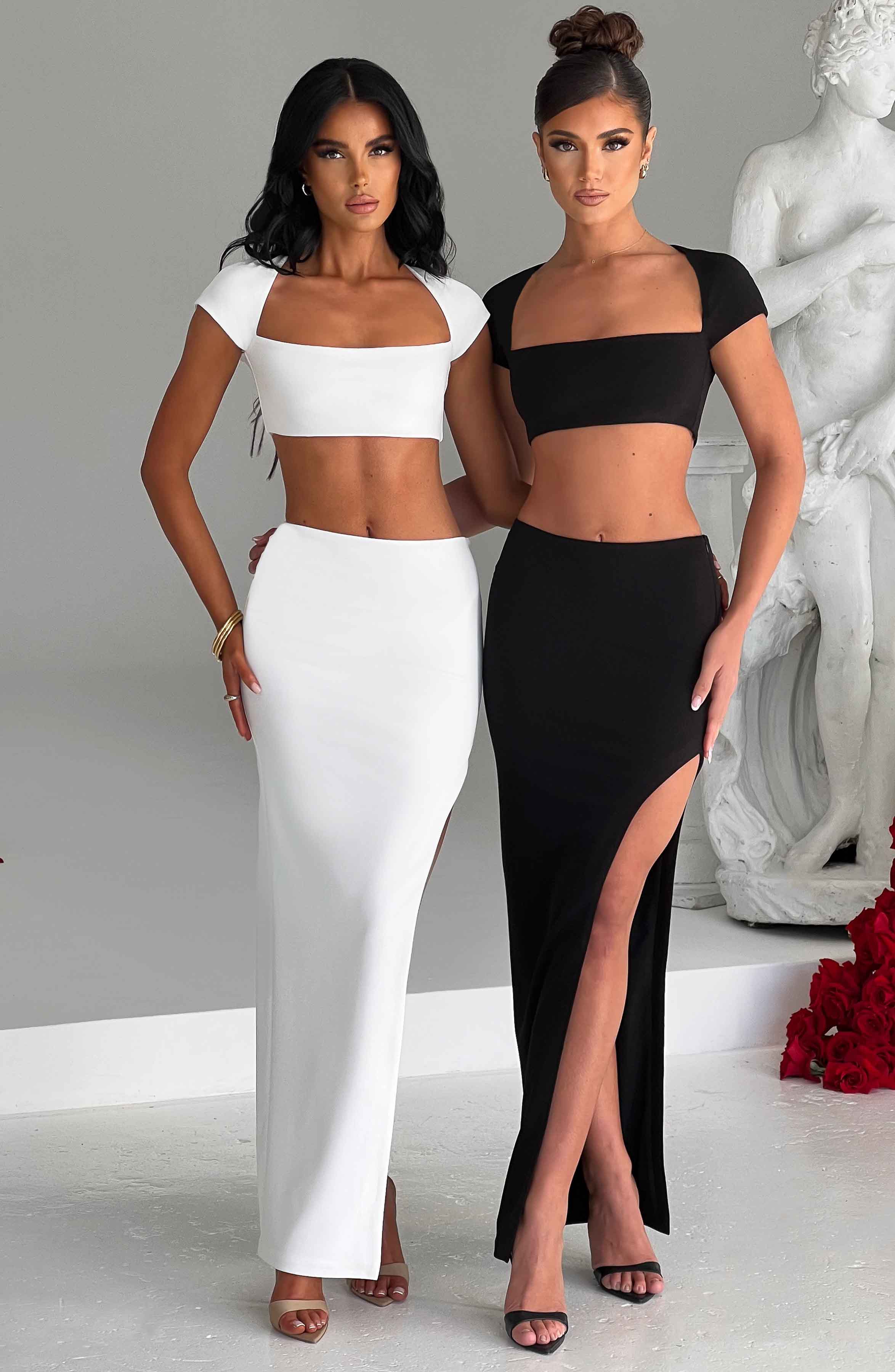 Adorn Top - Black - Napalia