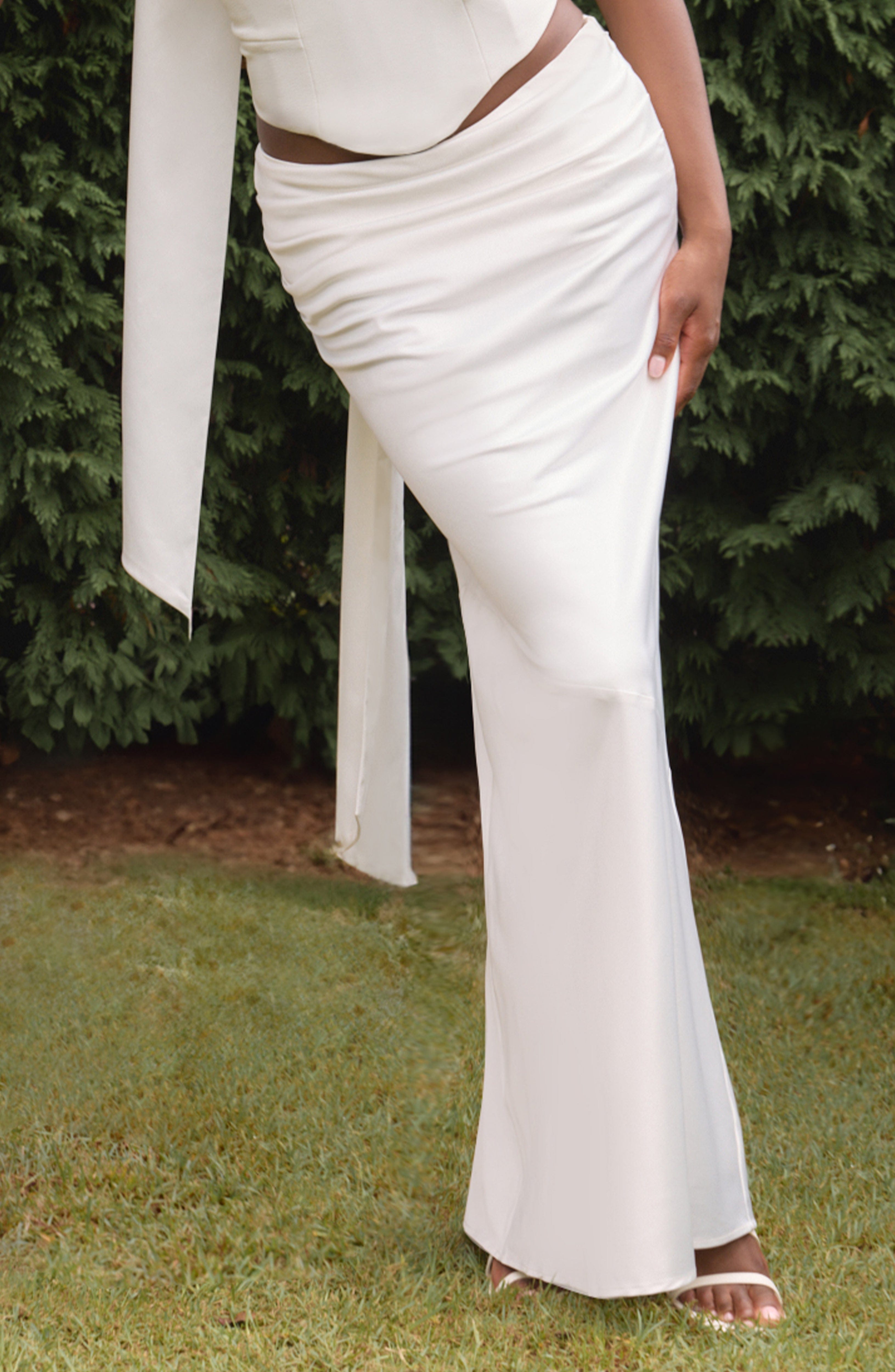 Bernadette Maxi Skirt - Ivory - Napalia