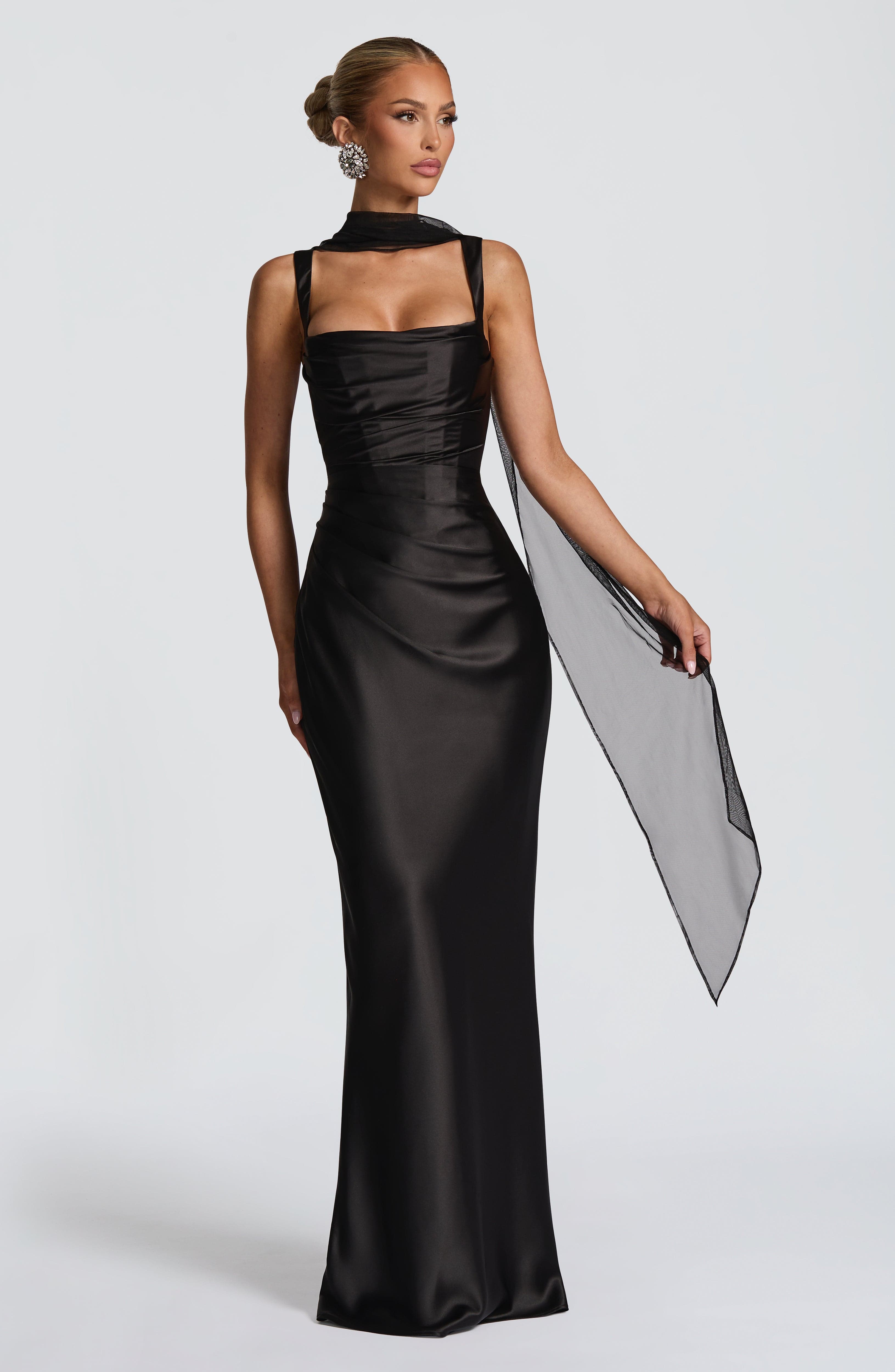 Calanthe Maxi Dress - Black - Napalia