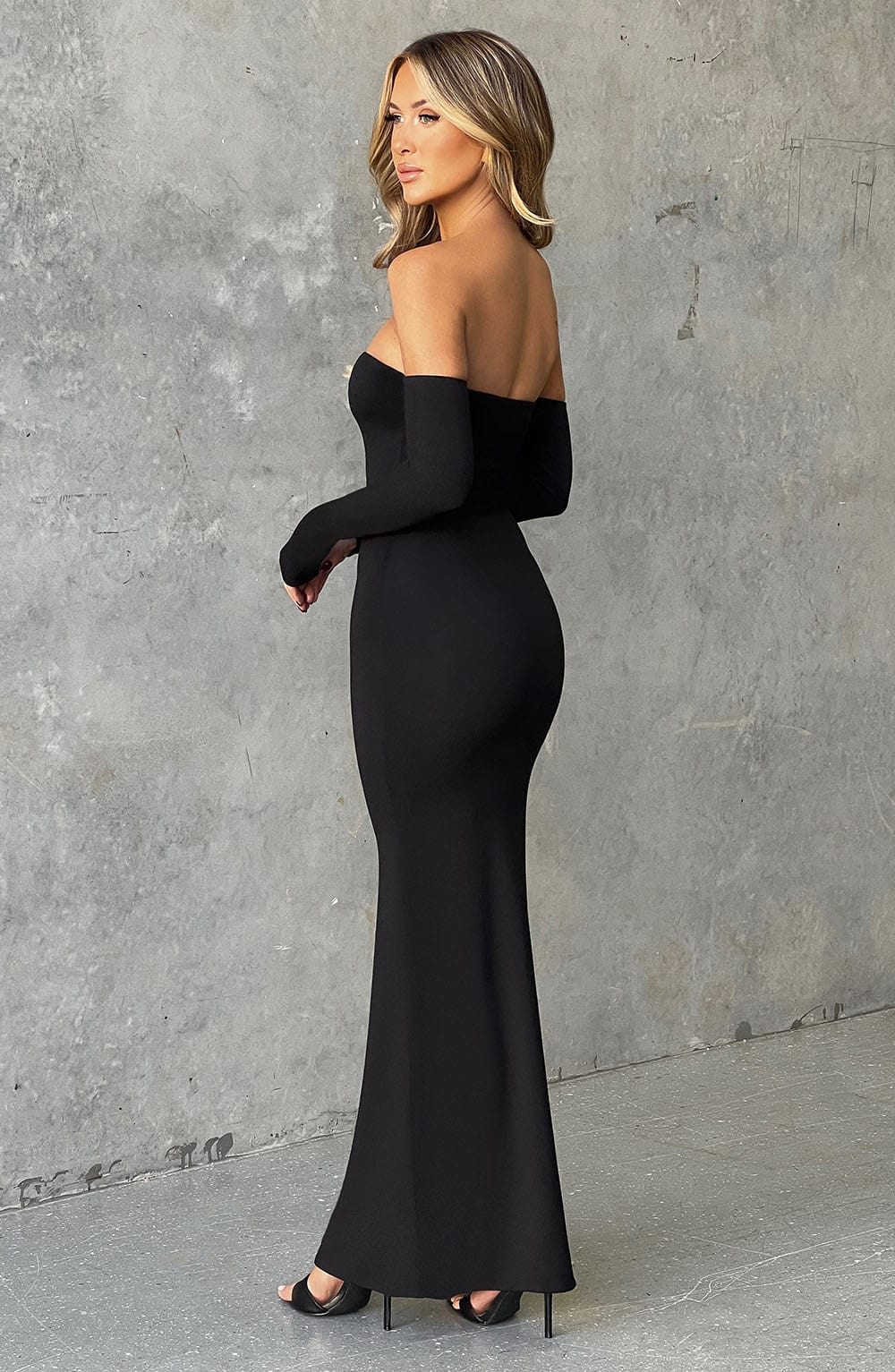 Daphne Maxi Dress - Jet Black - Napalia
