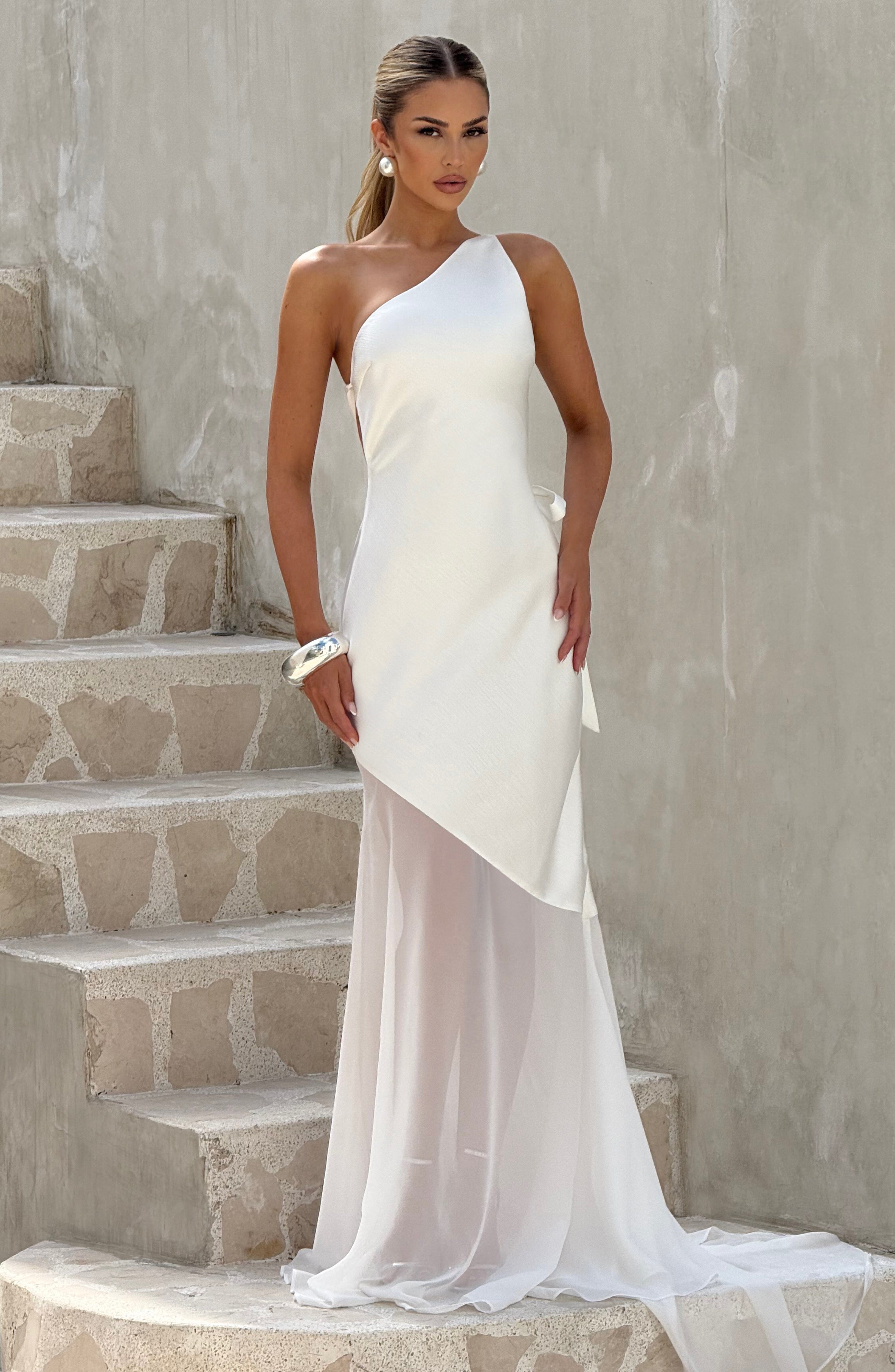 Fable Gown - Ivory - Napalia