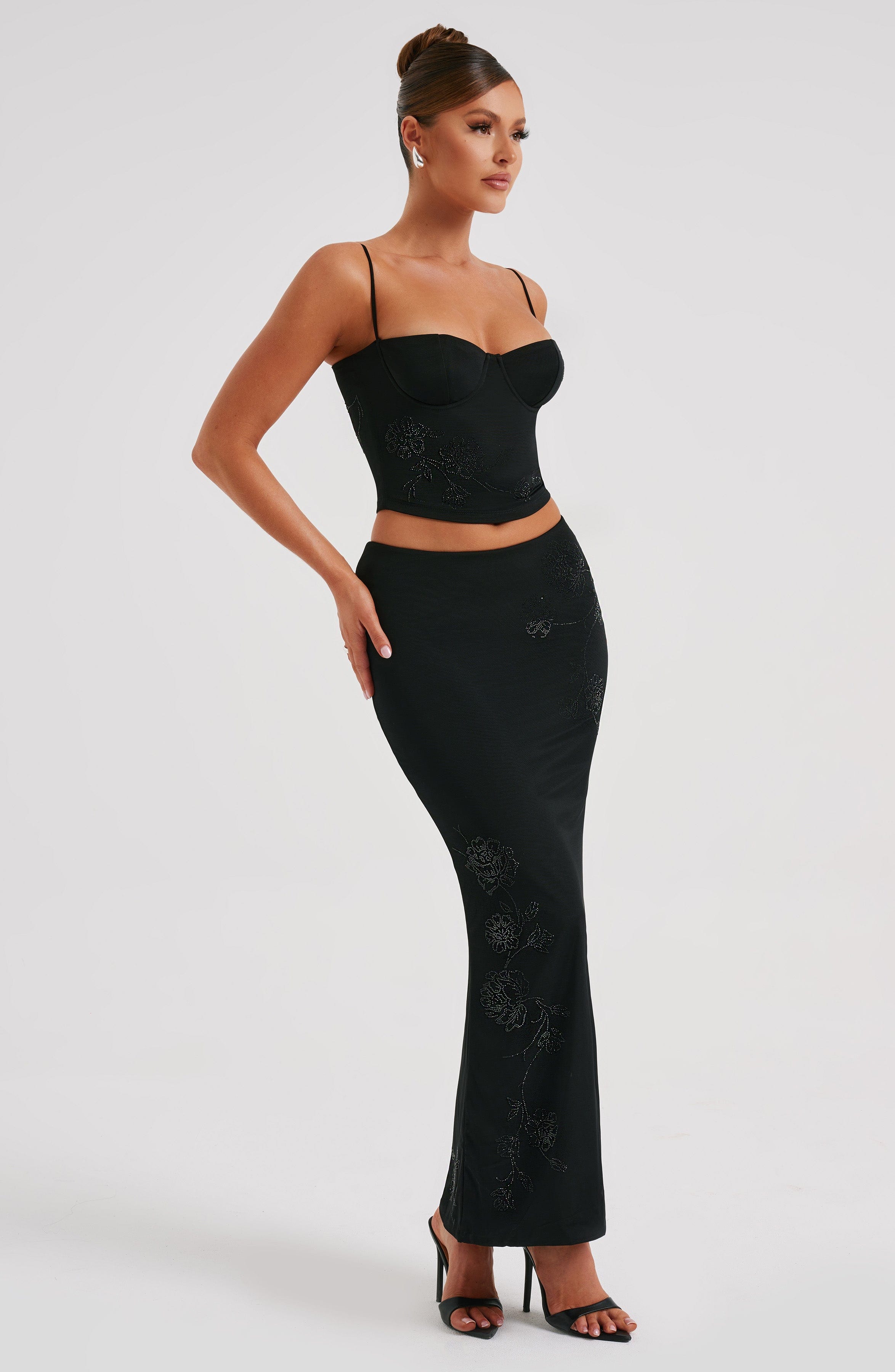 Izi Maxi Skirt - Black - Napalia
