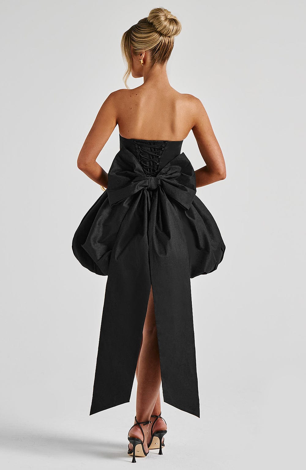 Lotus Mini Dress - Black - Napalia