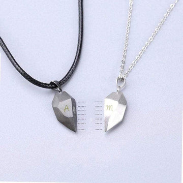 MAGNETIC LOVE NECKLACE BUY 1 GET 2