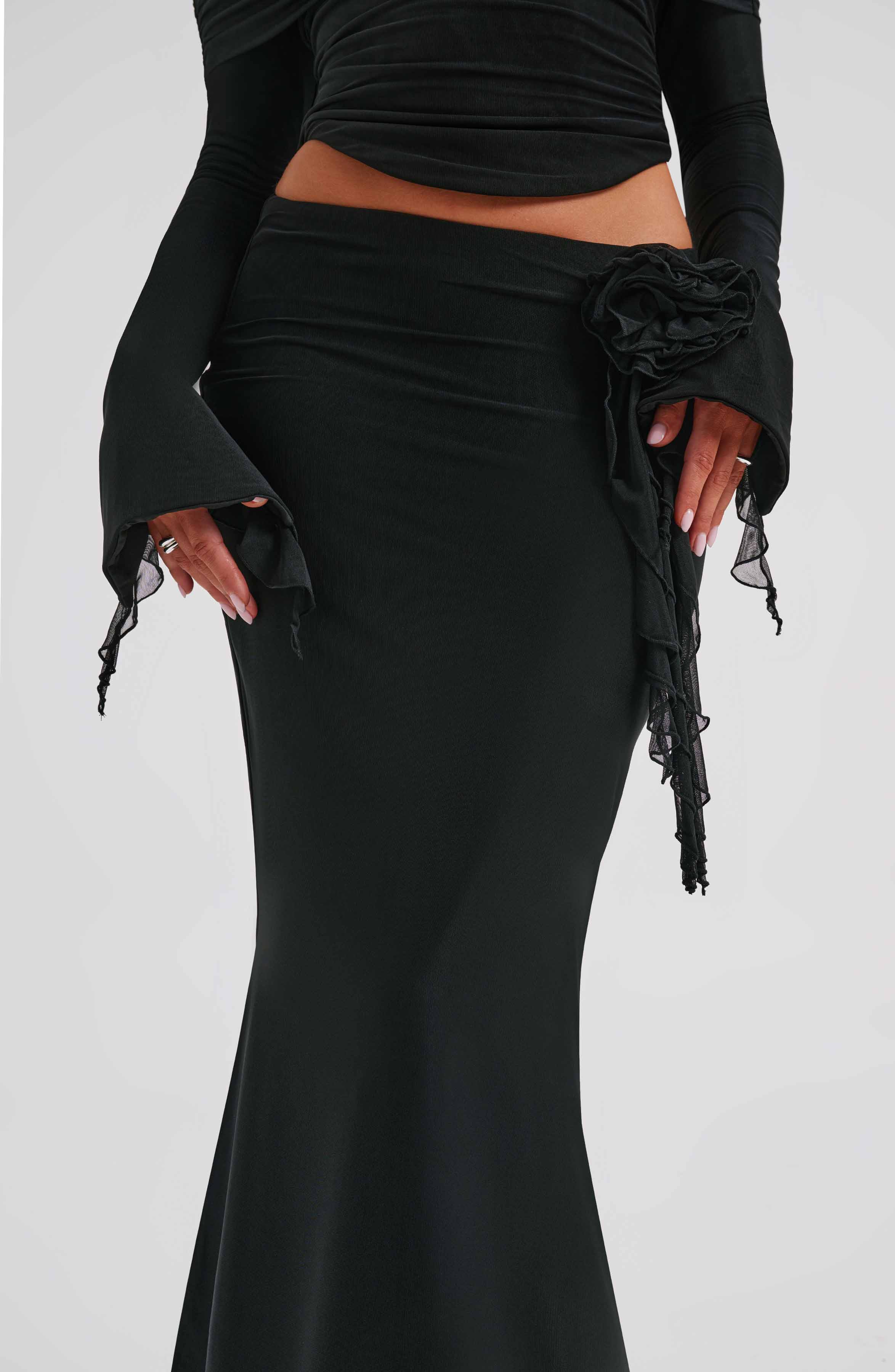 Deema Maxi Skirt - Black - Napalia