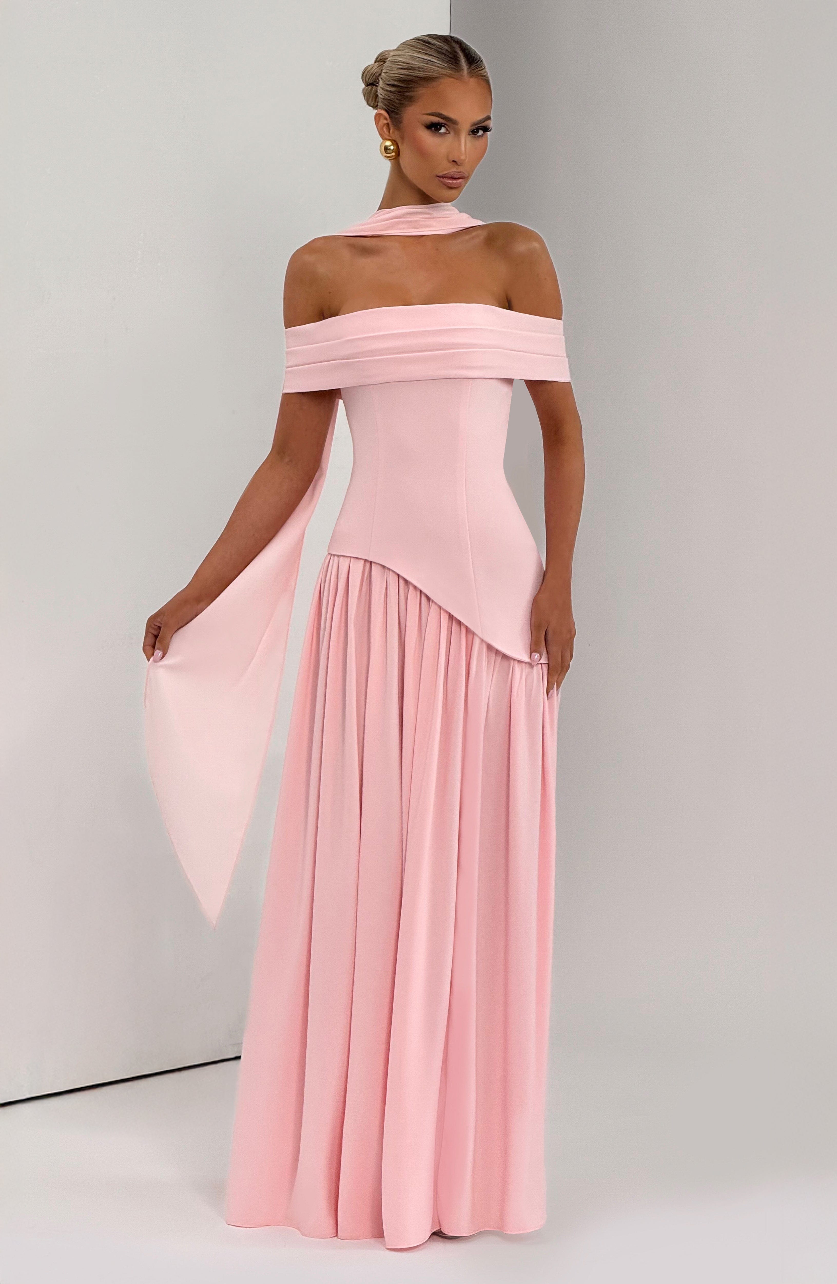 Delilah Maxi Dress - Blush - Napalia